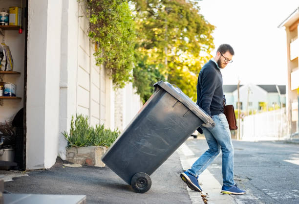 Best Local Junk Hauling  in Fostoria, OH